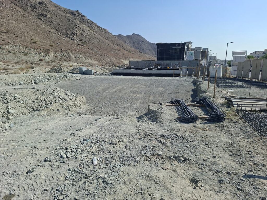 A-420 Ghizmri Farfar, Fujairah Engineer Adeel Arif
