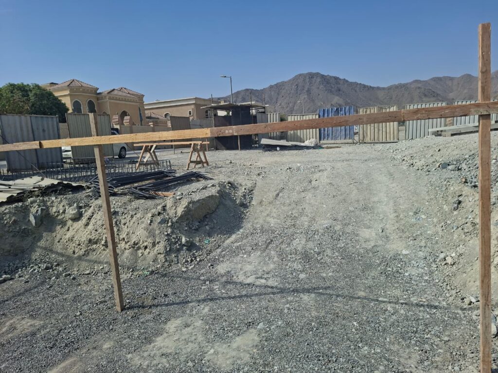 A-420 AL GIZMRI FARFAR FUJAIRAH - ENGINEER ADEEL ARIF