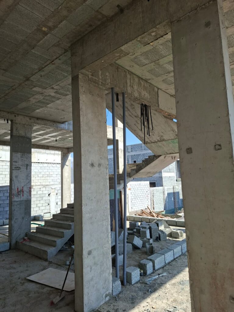 Engineer Adeel Arif - G 420 MBZC