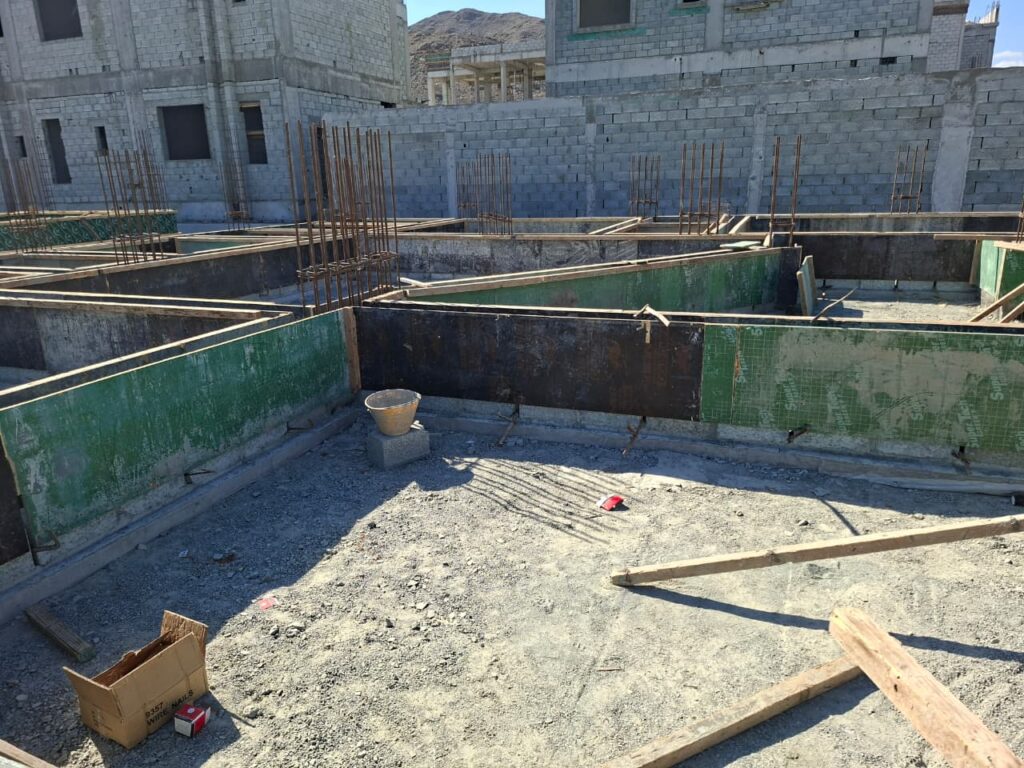 G 425 MBZC FUJAIRAH ENGR ADEEL ARIF TIE BEAM